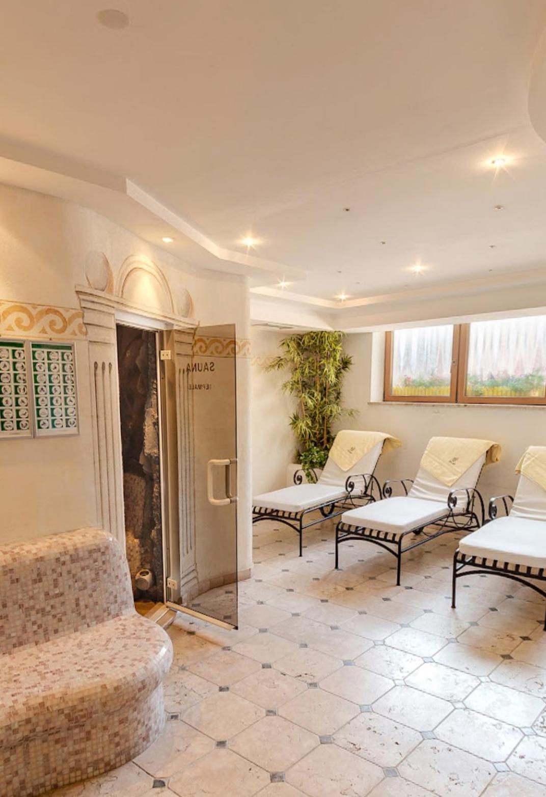 Hotel Tonnerhof Racines Luaran gambar